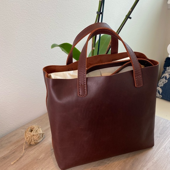 Cognac Natural Full Grain Leather Crossbody Tote - Picture 9 of 13